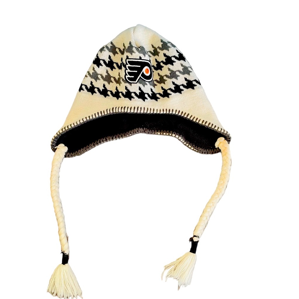 Philadelphia Flyers OTH Old Time Hockey Winter Hat Beanie Skull Cap Tassels